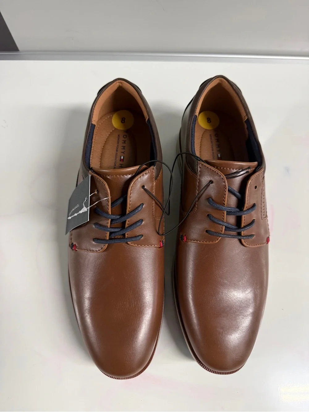 Tommy Hilfiger Men's Brown Leather Derby Shoes with Navy Accents